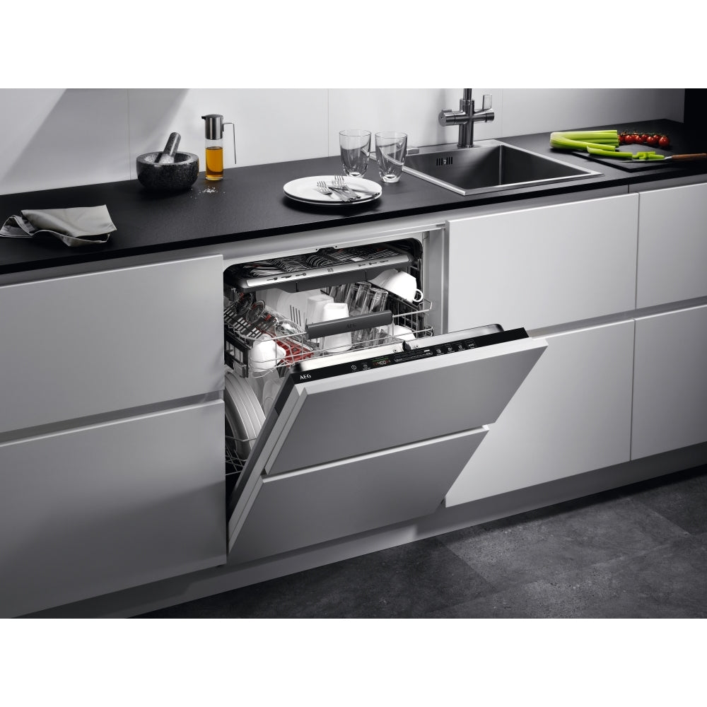 AEG FSE84708P Standard Fully Integrated Dishwasher,C Rated