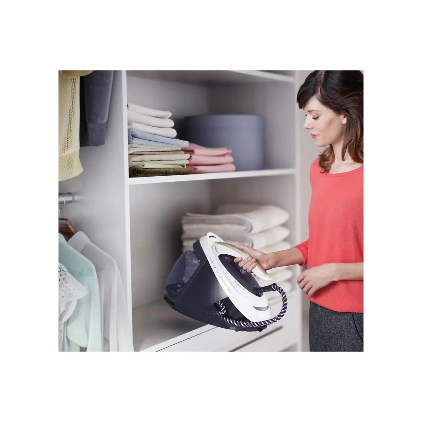 Philips GC9630 PerfectCare Elite Steam Generator Iron With 1.8 Litre Water Tank & Intelligent OptimalTEMP Technology