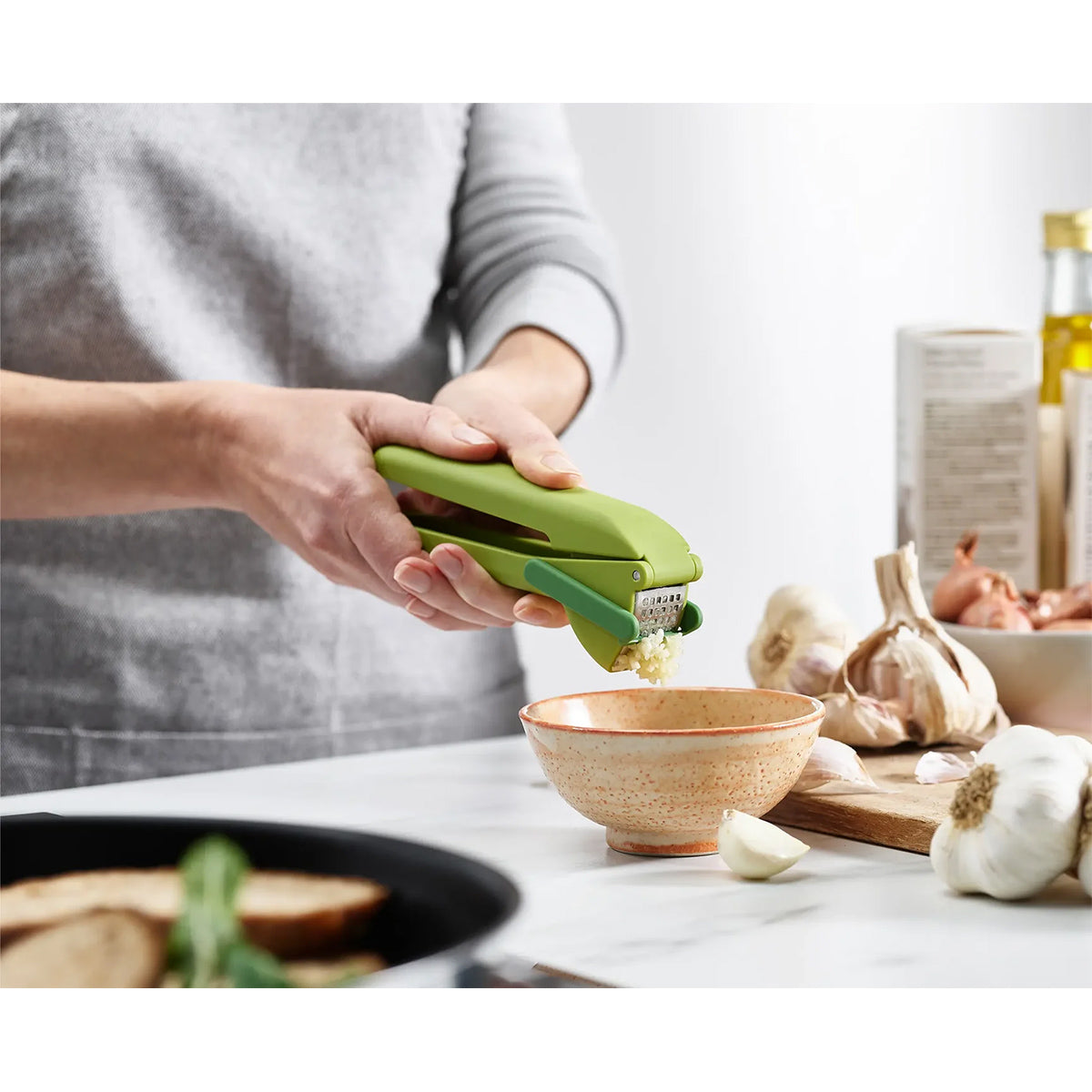 Joseph Joseph 20179 CleanForce™ Garlic Press - Green