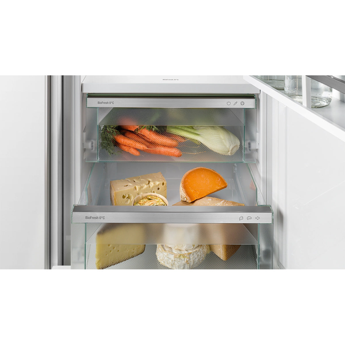 Liebherr ICBa 5123 Plus Integrated Combined Fridge Freezer With BioFresh, 255 Litre - 55.9cm Wide