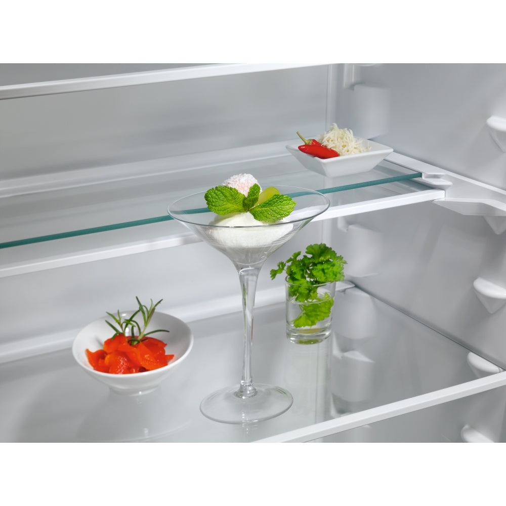 AEG OSC6T185ES Fully Integrated 50/50 Fridge Freezer Frost Free with Sliding Hinge,E Rated