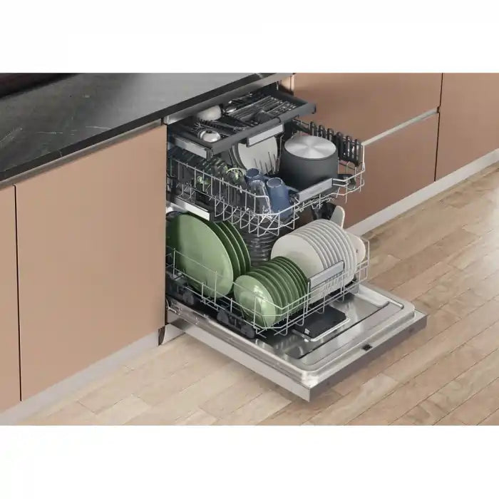 Hotpoint H7FHS51X 60cm Dishwasher in Silver 15 Place Setting B Rated - Silver | Atlantic Electrics