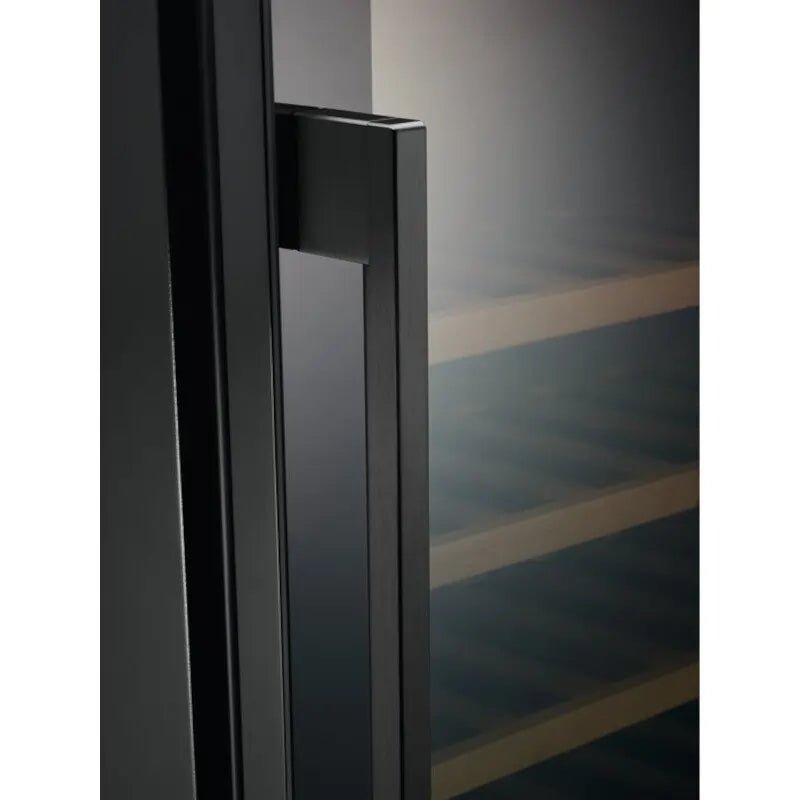 AEG AWUS052B5B Built In Wine Cooler - Black | Atlantic Electrics
