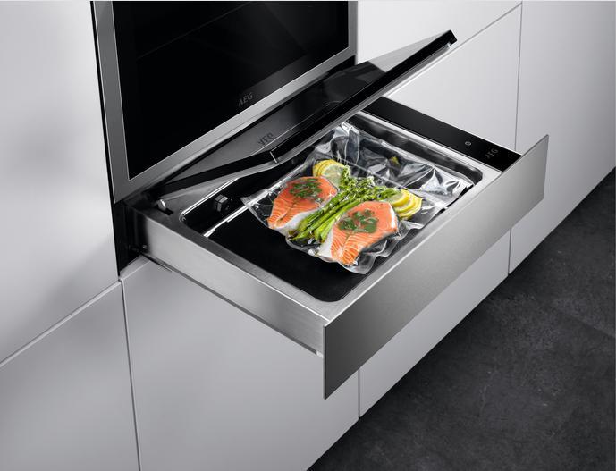 AEG KDE911423M Built In Vacuum Drawer - Stainless Steel | Atlantic Electrics