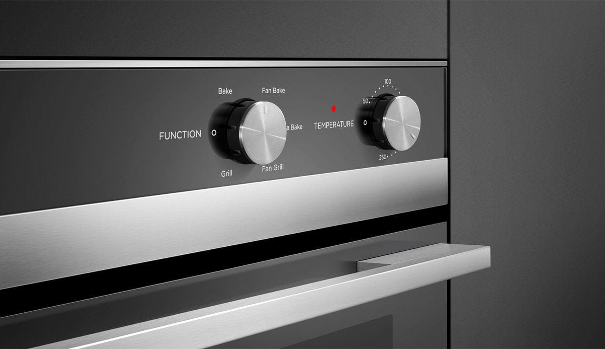 Fisher & Paykel OB60SC5CEX2 60Cm Single 5 Function Built-In Oven | Atlantic Electrics