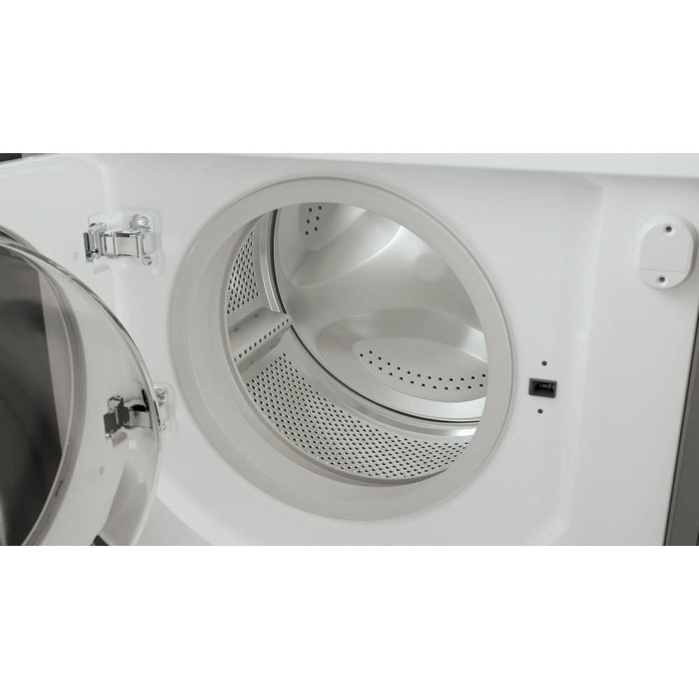 Hotpoint BIWMHG71483UKN 7kg 1400rpm Integrated Washing Machine - White | Atlantic Electrics