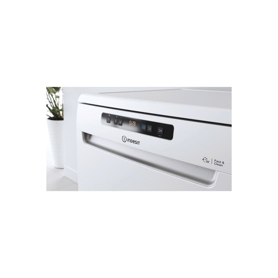 Indesit DFO3T133FUK 14 place settings Freetanding Dishwasher - White | Atlantic Electrics