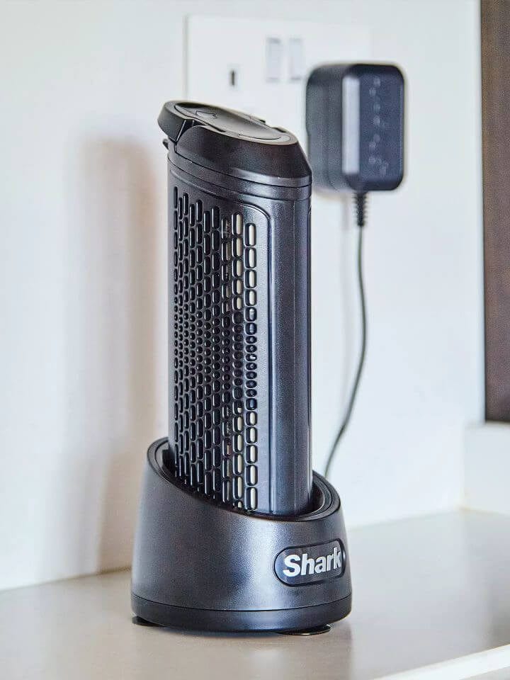 Shark ICZ300UKT Anti Hair Wrap Cordless Upright Vacuum Cleaner with PowerFins, Powered Lift-Away & TruePet - 60 Minute Run Tim | Atlantic Electrics