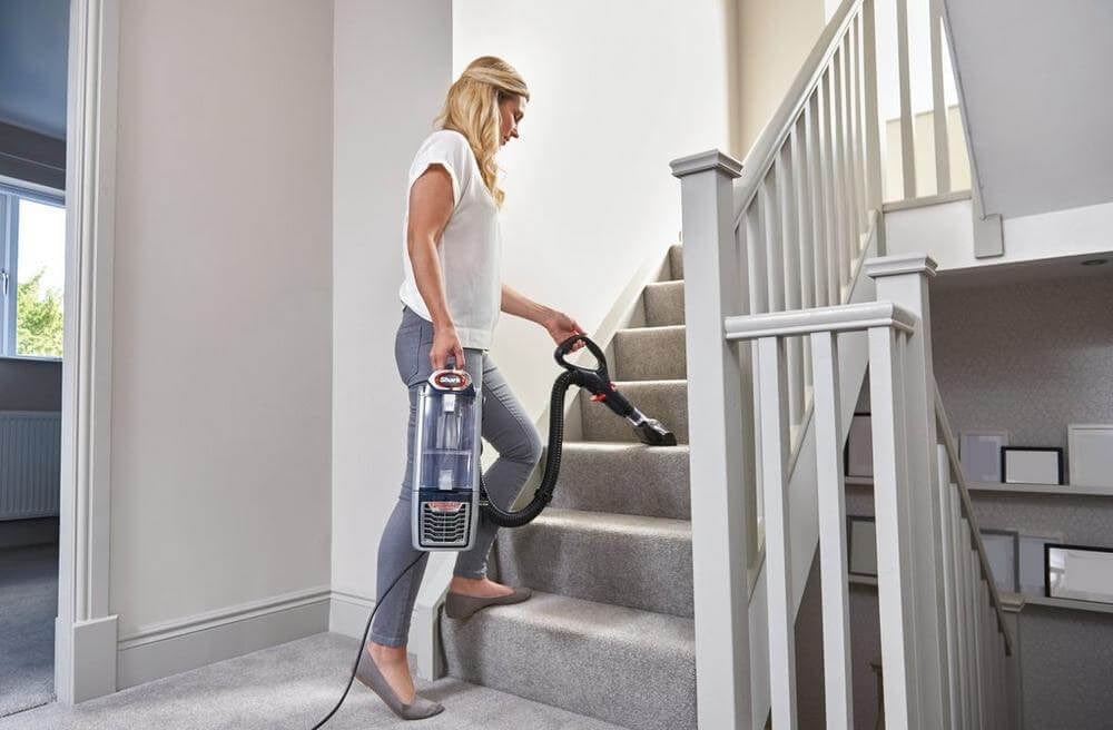 Shark NZ801UKT Anti Hair Wrap Upright Vacuum Cleaner with Powered Lift Away TruePet Blue | Atlantic Electrics