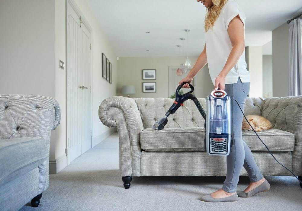 Shark NZ801UKT Anti Hair Wrap Upright Vacuum Cleaner with Powered Lift Away TruePet Blue | Atlantic Electrics