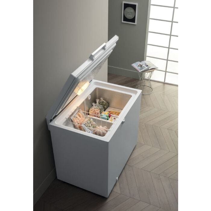Zanussi ZCAN20FW1 198L Chest Freezer - White | Atlantic Electrics
