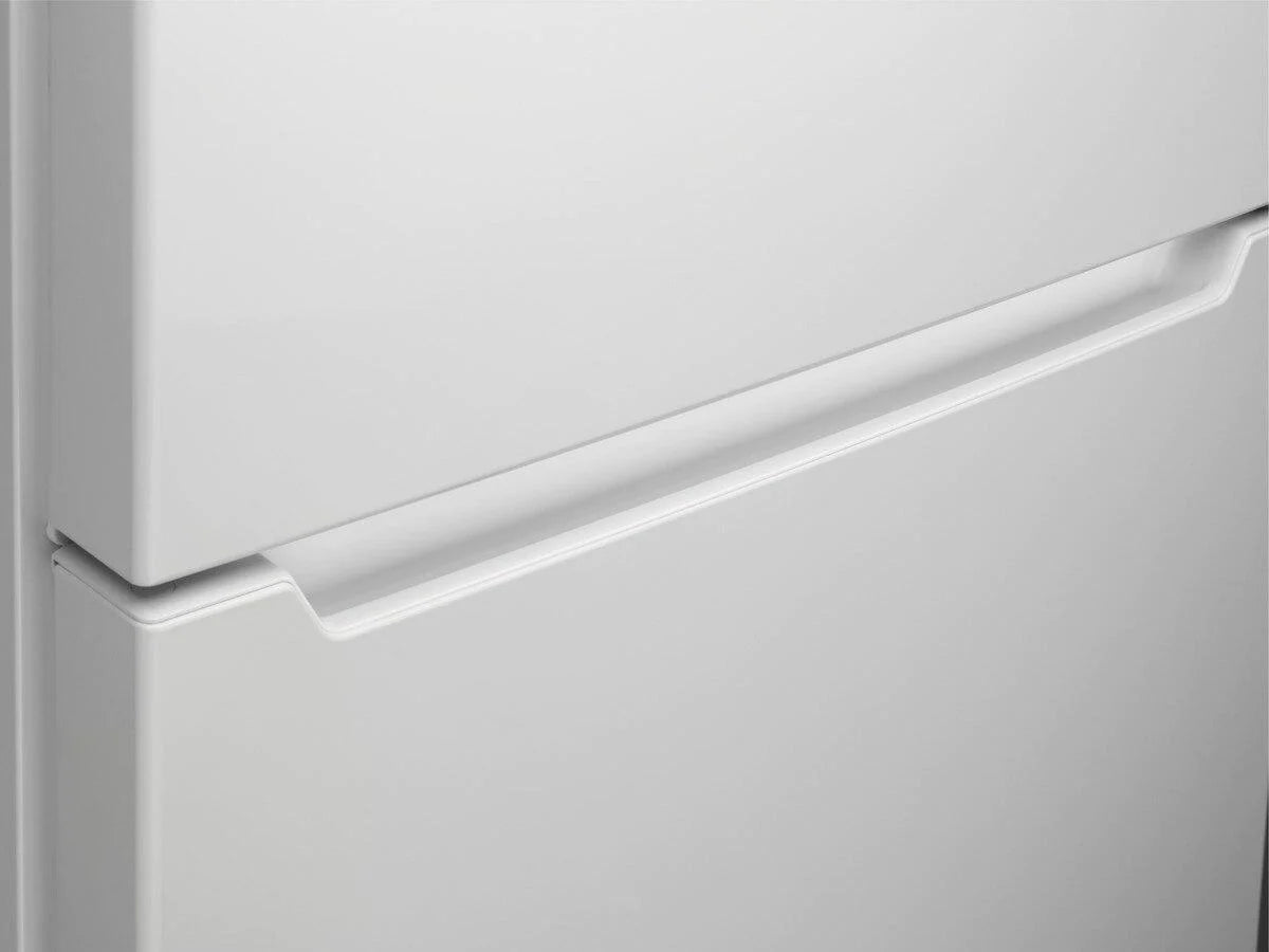 Zanussi ZNME31FW0 Freestanding Fridge Freezer Frost Free - White | Atlantic Electrics