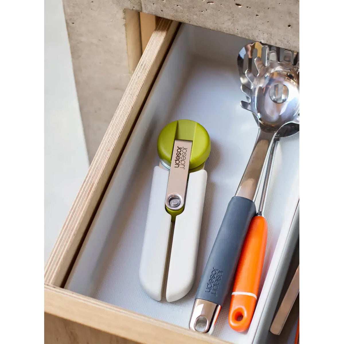 Joseph Joseph 1000064 GoRound™ Easy-Open Can Opener, With Crank Handle - Stone/Green