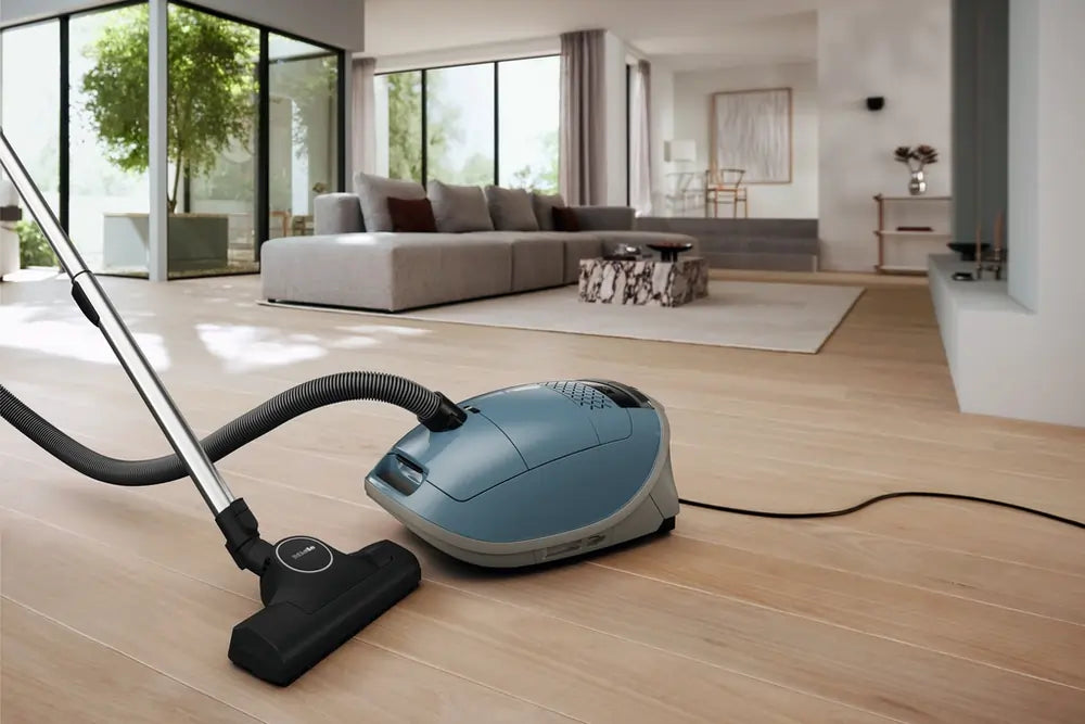 Miele GUARDM1FLEX Bagged Cylinder Vacuum Cleaner, Nordic Blue - 73452106187125 