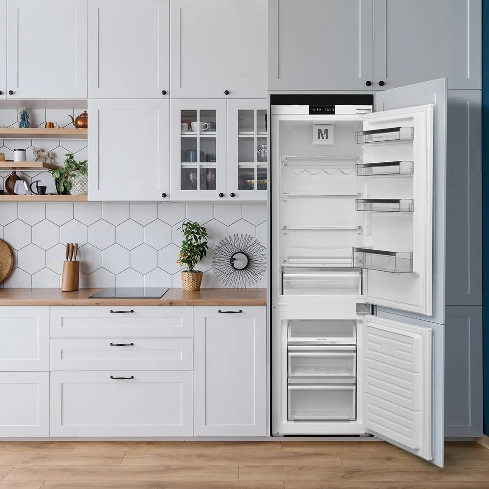 Montpellier MIFF730FF Integrated 70/30 Frost Free Fridge Freezer With Sliding Hinge