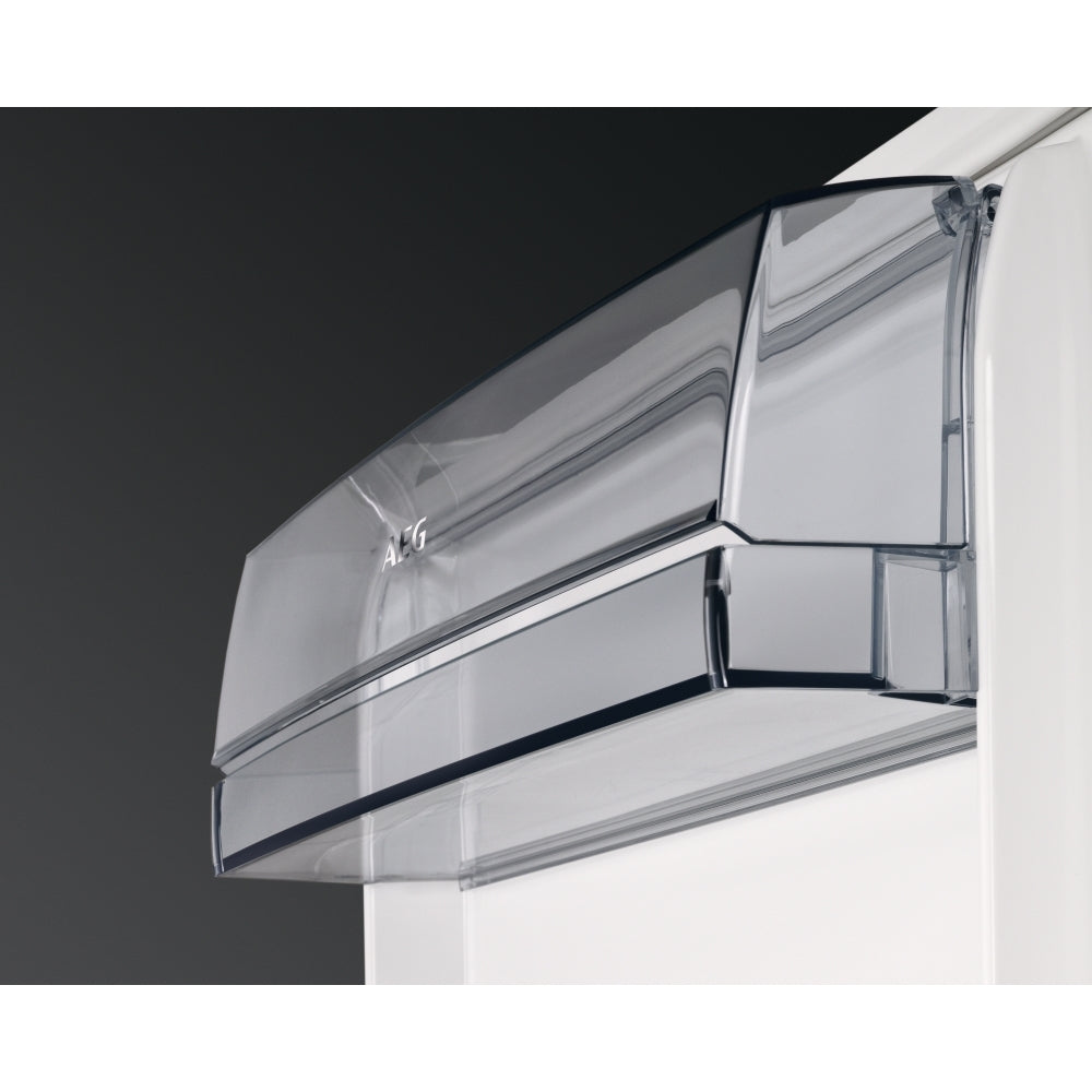 AEG NSF6I82EF Fully Integrated Fridge Icebox with Fixed Hinge,E Rated