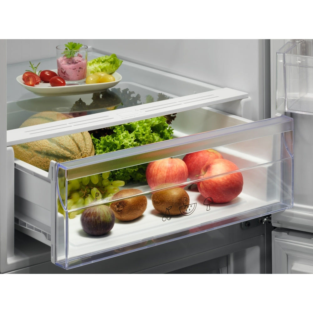 AEG ORC5S331EW Freestanding 70/30 Fridge Freezer Frost Free,White,E Rated - 43724659458271 