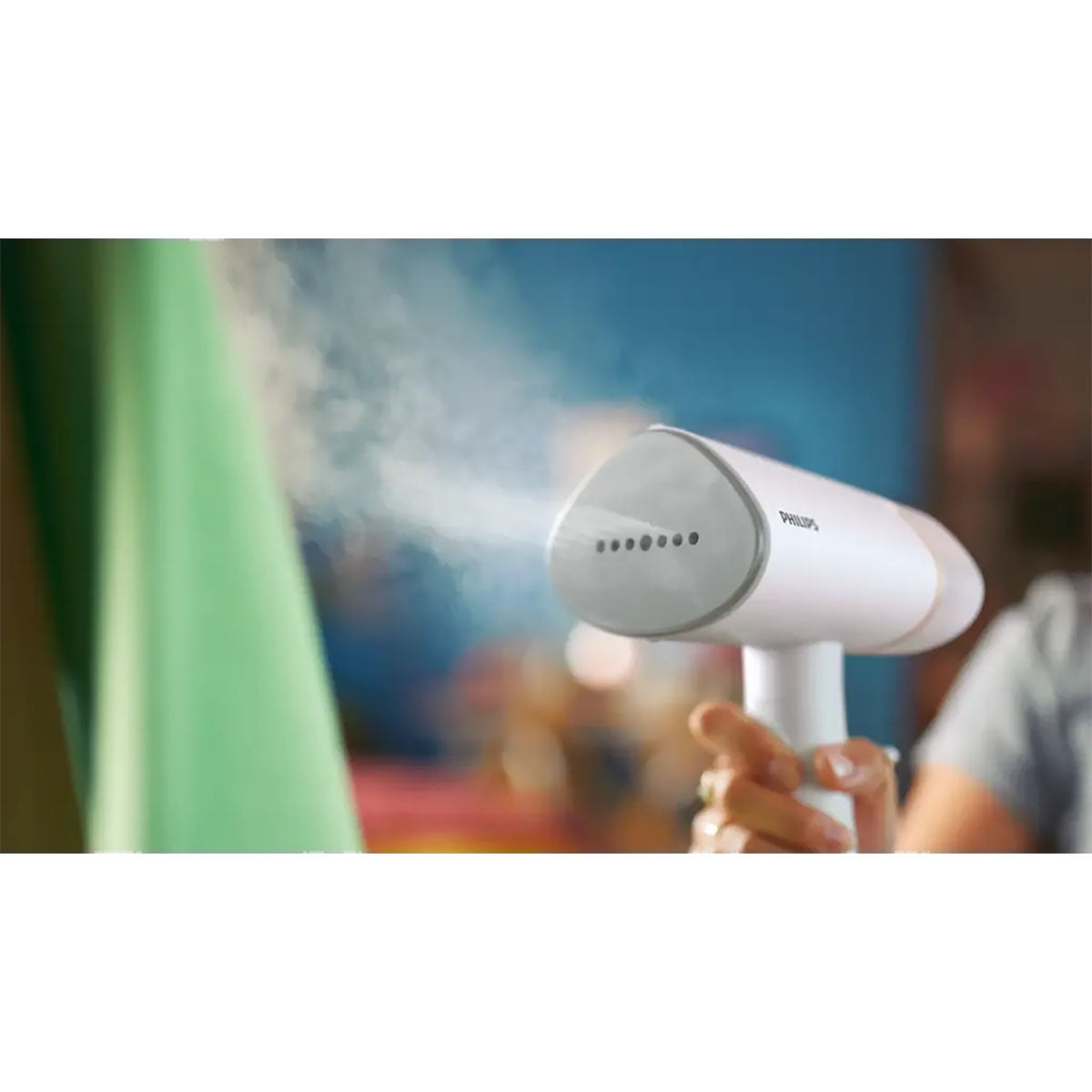 Philips STH3020 3000 Series Handheld Garment Steamer With 120ml Detachable Water Tank