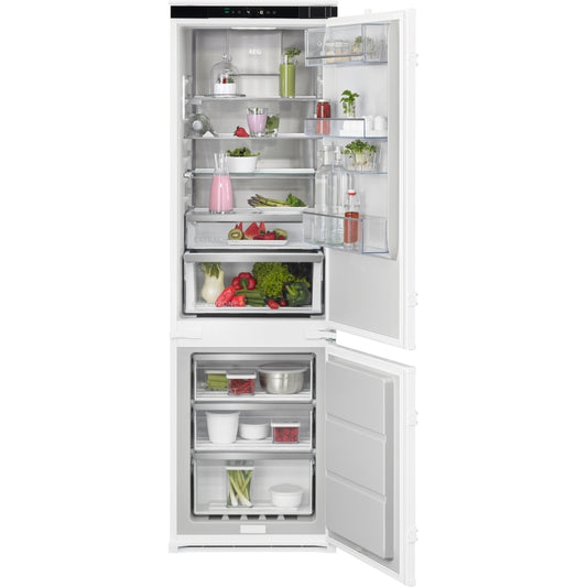 AEG TSC8M181CS Fully Integrated 70/30 Fridge Freezer Frost Free with Fixed Hinge,C Rated