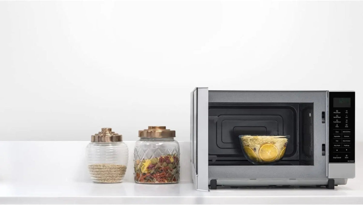 Panasonic NNSF464MBPQ 1000W 27 Litre Flatbed Microwave Oven - Silver | Atlantic Electrics