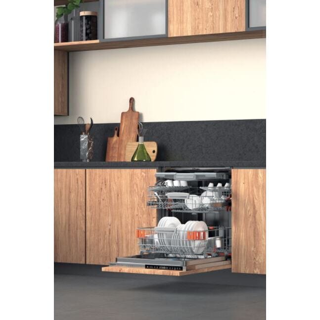 Hotpoint HIP4O539WLEGTUK Fully Integrated Standard Dishwasher - Stainless Steel Effect Control Panel with Fixed Door Fixing Kit | Atlantic Electrics