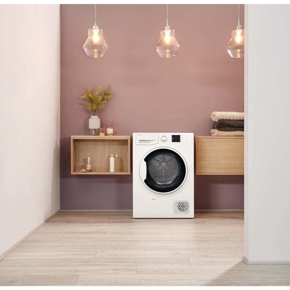 Hotpoint NTM1081WKUK 8Kg Heat Pump Tumble Dryer - White | Atlantic Electrics