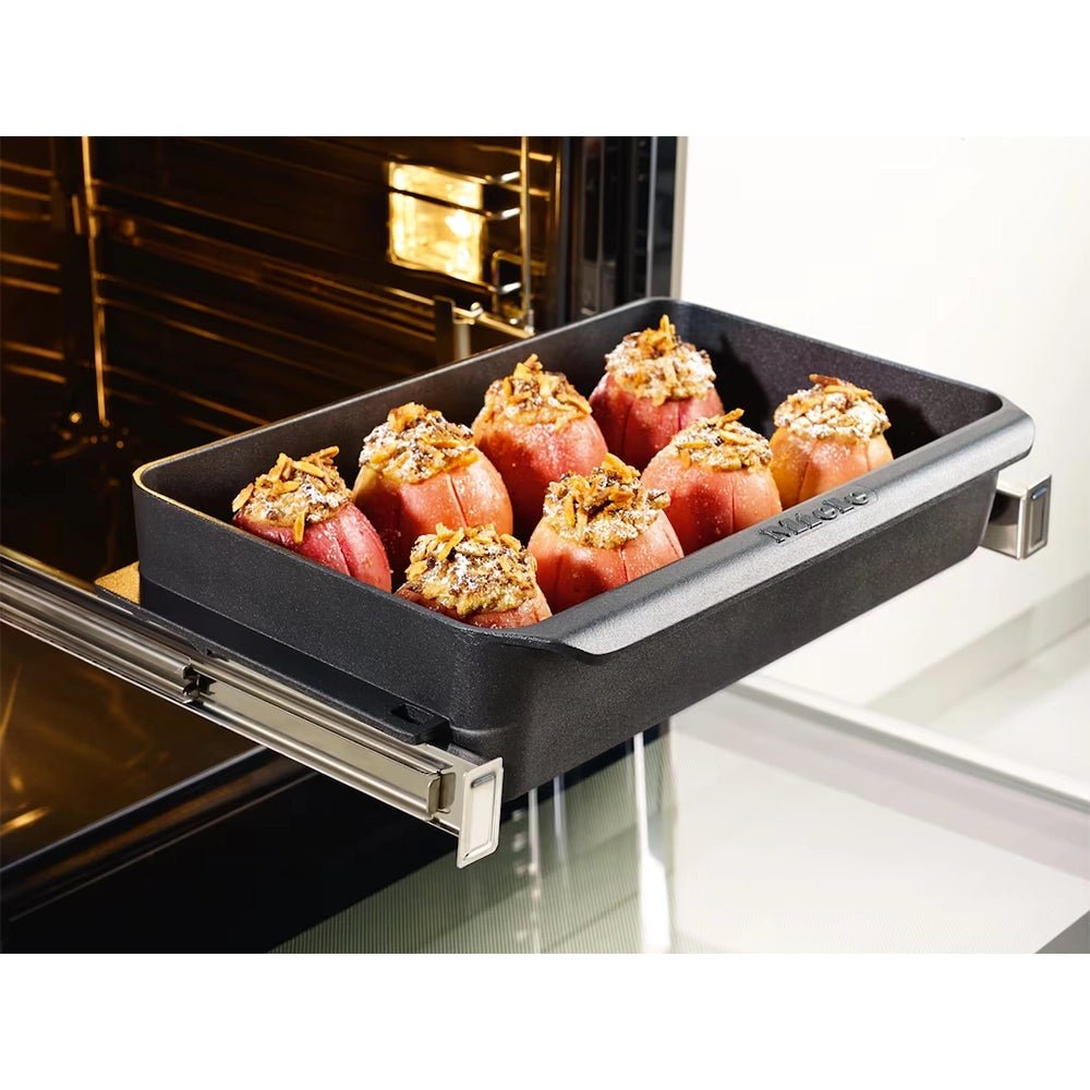 Miele HUB62-22 5Kg Induction Gourmet Casserole Dish, Die-cast Aluminium - Dimensions (H)8.6cm x (W)42.2cm x (D)25.7cm | Atlantic Electrics - 41602939388127 