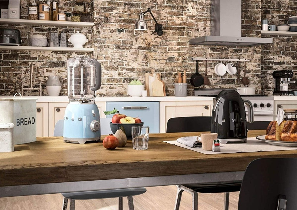 SMEG KLF03BLUK 1.7 Litre Retro Style Kettle - Black | Atlantic Electrics - 39478432137439 