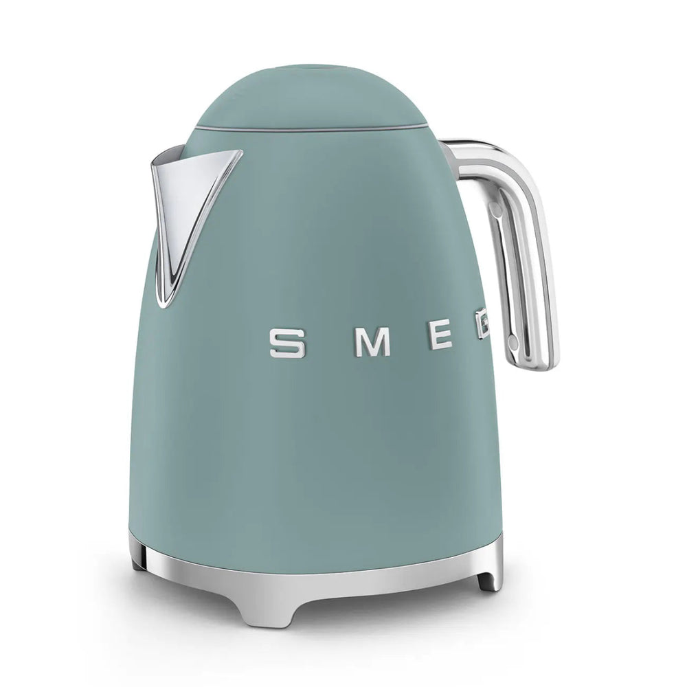 SMEG KLF03EGMUK 3kW 1.7 Litre 50s Style Cordless Kettle - Emerald Green | Atlantic Electrics - 41098355441887 