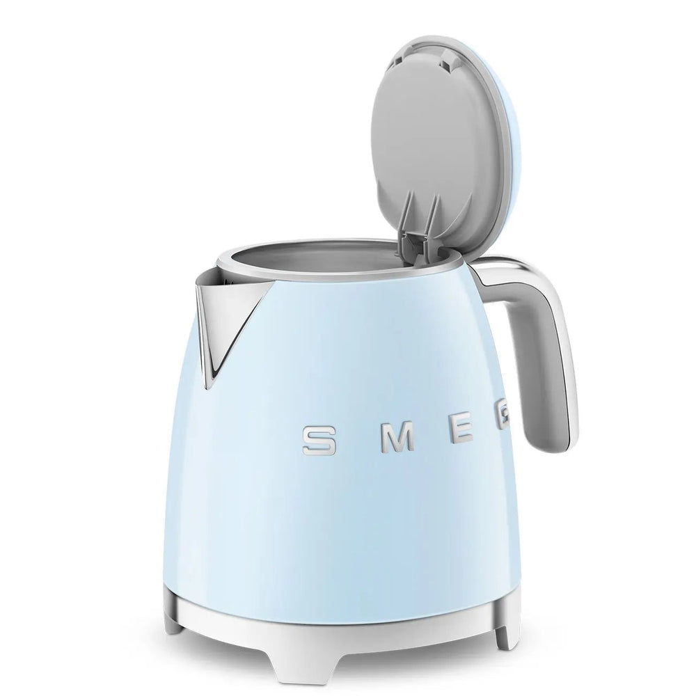 Smeg KLF05PBUK 0.8L Mini Kettle Pastel Blue, Retro 50's Style, Anti-Slip Base, Auto Shut Off, 1400W | Atlantic Electrics - 40179412697311 