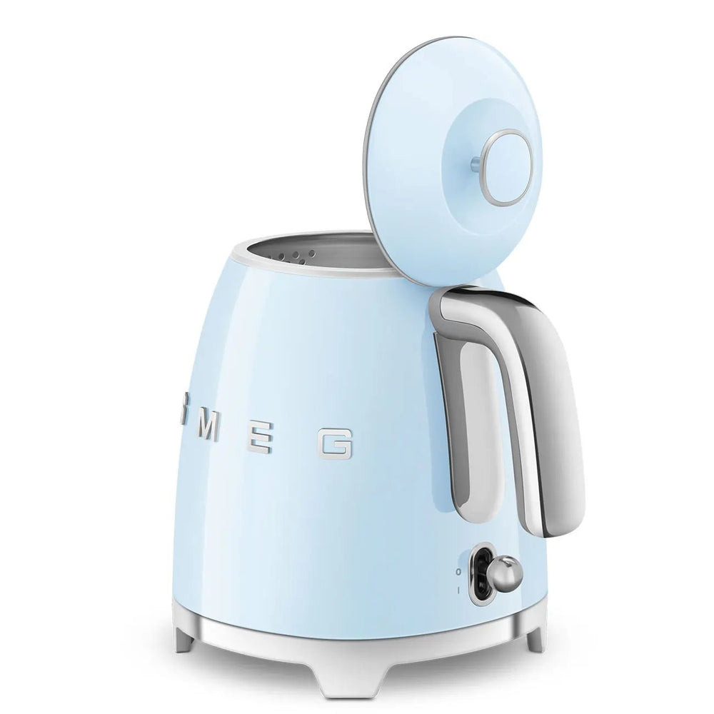 Smeg KLF05PBUK 0.8L Mini Kettle Pastel Blue, Retro 50's Style, Anti-Slip Base, Auto Shut Off, 1400W | Atlantic Electrics - 40179412730079 